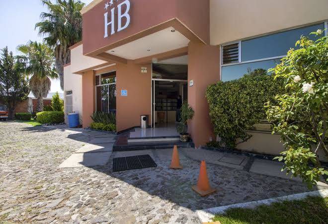 Hotel bugambilias