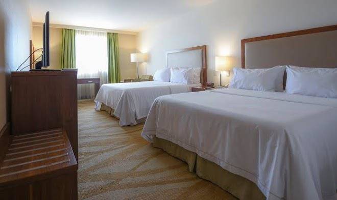 Holiday inn express & Suites Celaya