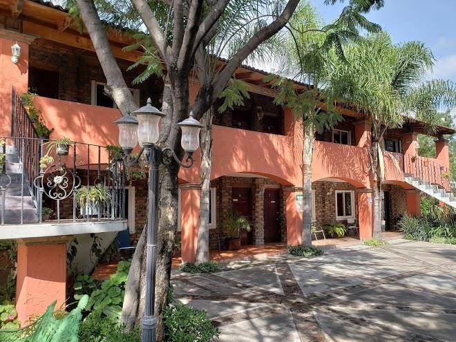 Hotel plaza tango