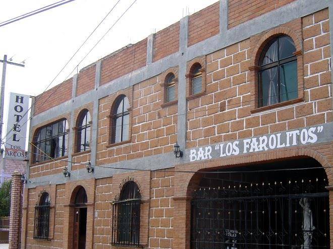 Hotel los arcos