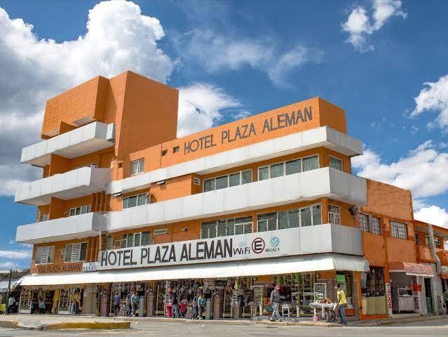 Hotel Plaza Aleman Image
