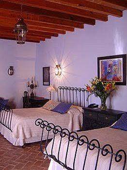 Hotel vicentenario