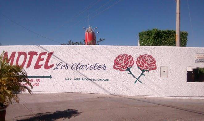 Motel los claveles
