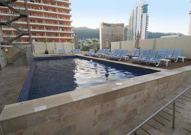 One acapulco costera