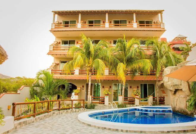 Bonito hotel by arans