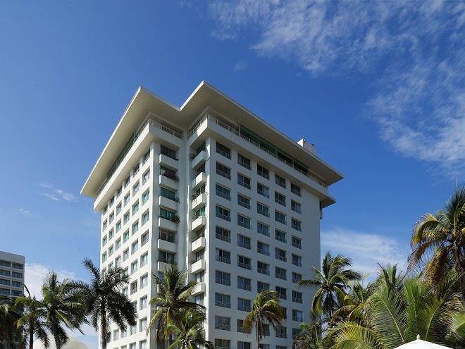 Hotel emporio ixtapa