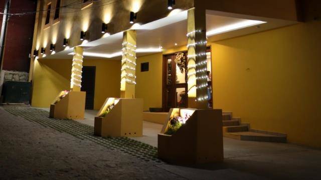 J&e hotel by el serranillo
