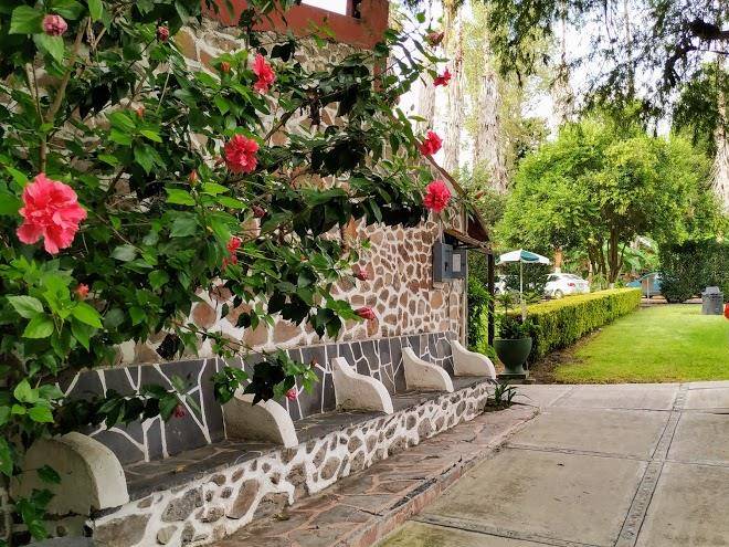 Hotel balneario tzindejeh