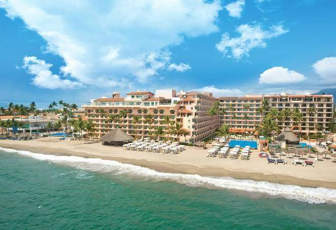 Crown paradise golden hotel