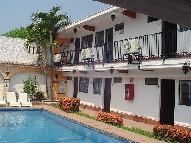 Hotel & suites coral