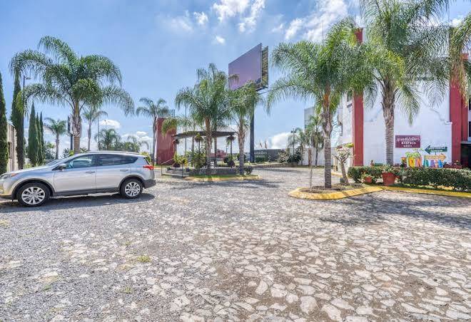 Hotel guadalajara express tonala