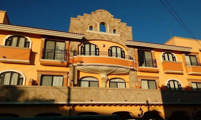 Hotel portales plaza