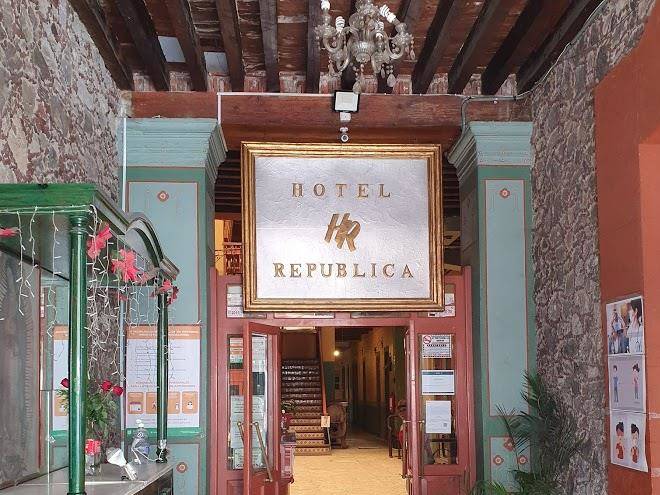 Hotel republica