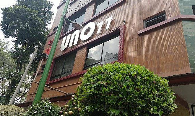 Hotel uno 77