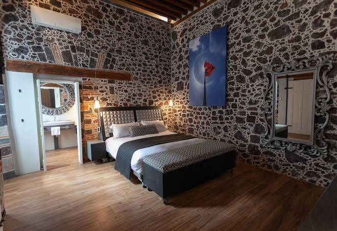 Mumedi la embajada del diseno