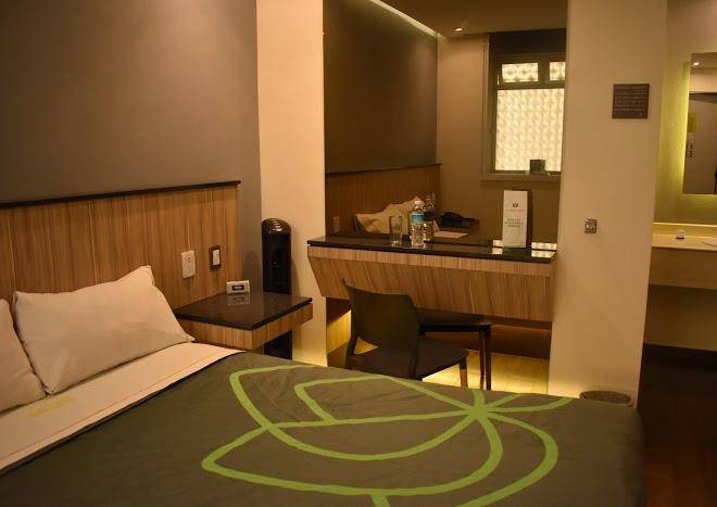 Hotel lirio adult only
