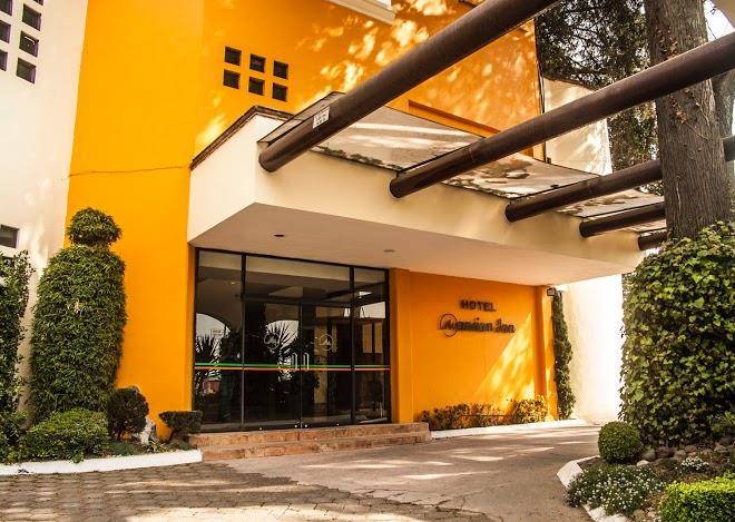 Hotel & centro de convenciones mansion inn