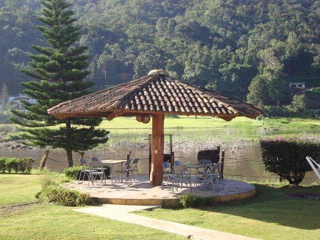 Hotel brisas del lago