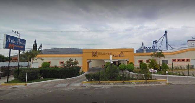 Auto hotel monarca