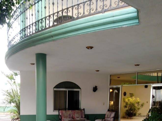 Hotel fiesta kamichin