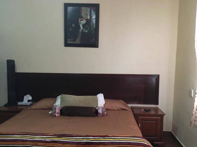 Hotel los reyes