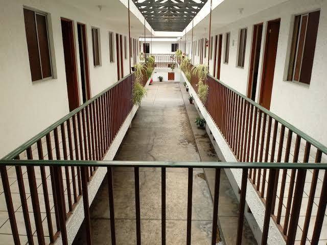 Hotel 2000