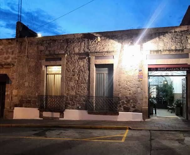 Hotel cantera rosa