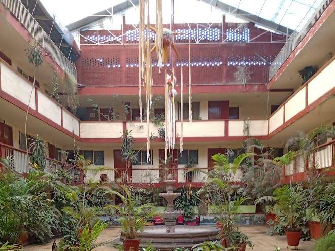 Auto hotel uruapan