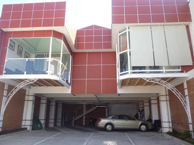 Hotel irekua