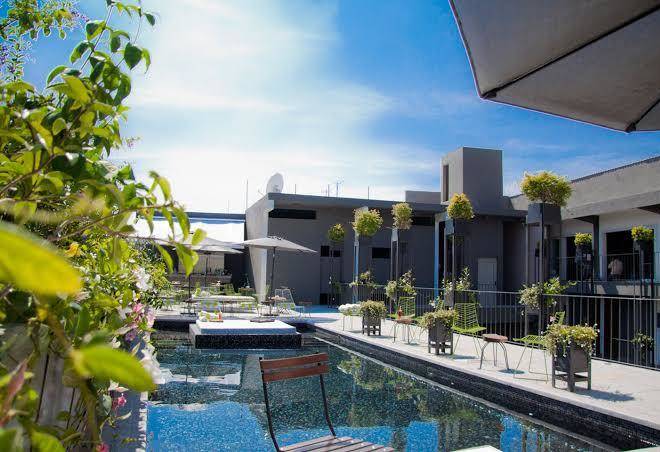 Flor de mayo hotel & restaurant