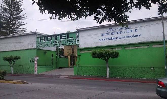 Hotel el verano