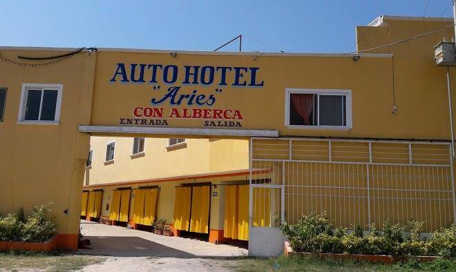 Hotel aries