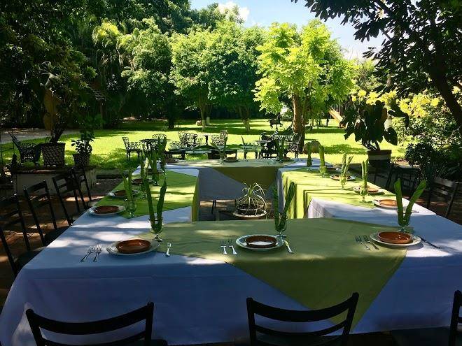 La tierra prometida rancho hotel