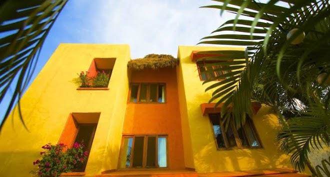 Hotel cielo rojo