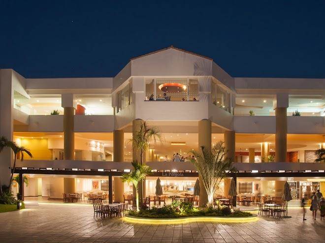 Marival emotions resort & suites