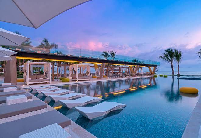 W punta de mita