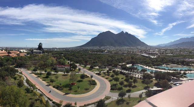 Holiday inn Monterrey-Parque Fundidora
