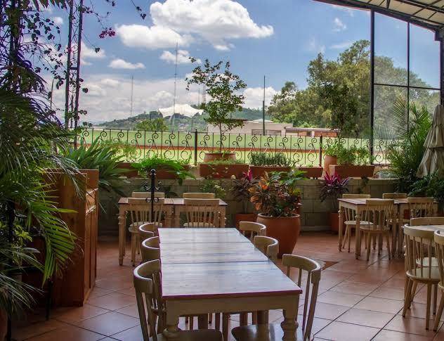 Los pilares hotel