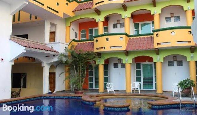 Hotel el tucan