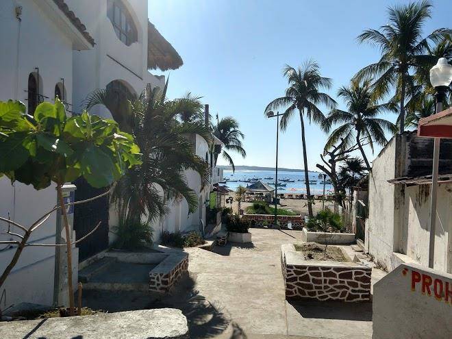 Hotel roca mar