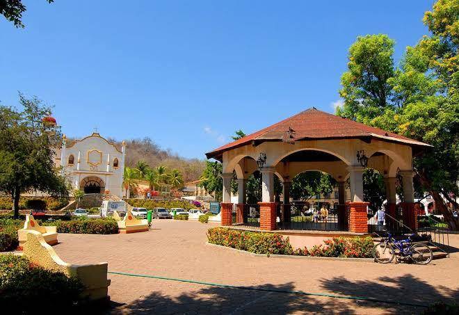 Am hotel y plaza