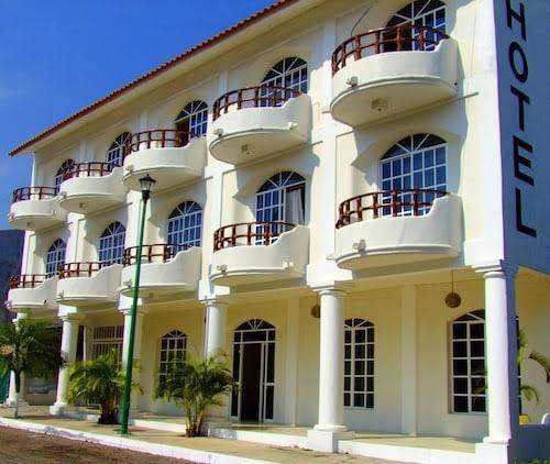 Hotel capri huatulco