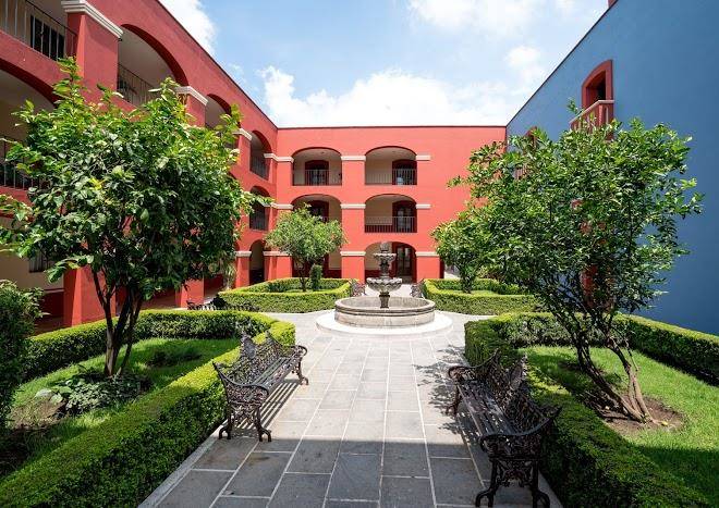 Hotel real de naturales
