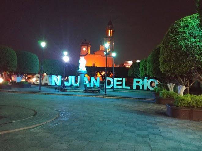 Hotel portal royalty