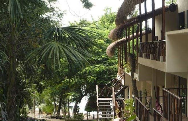 Hotel pier bacalar
