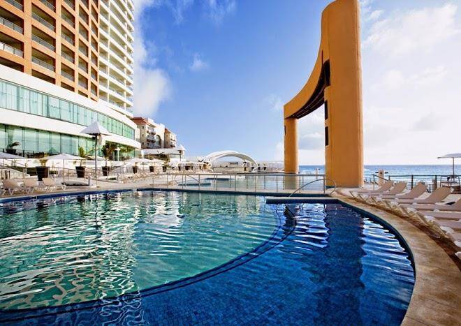 Beach palace all inclusive resort