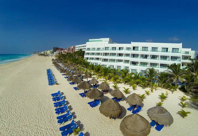 Hotel flamingo cancun resort