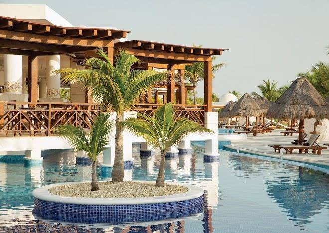 Excellence playa mujeres
