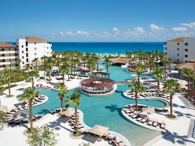Secrets playa mujeres golf & spa resort