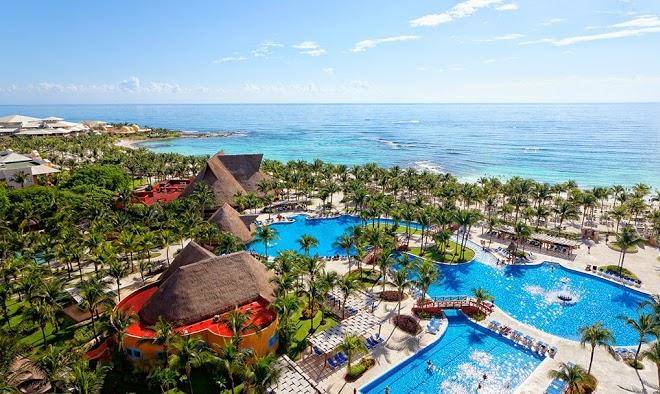 Barcelo maya tropical